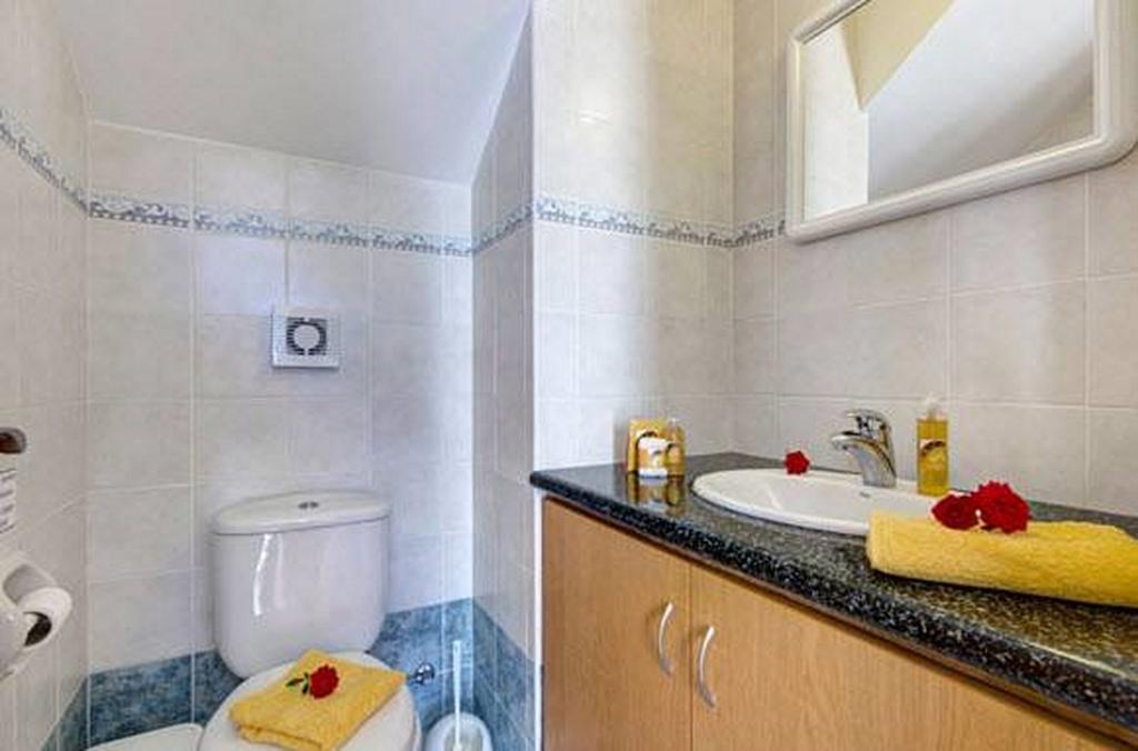 Philippos Paphos Villas - Villa 3 Eksteriør bilde